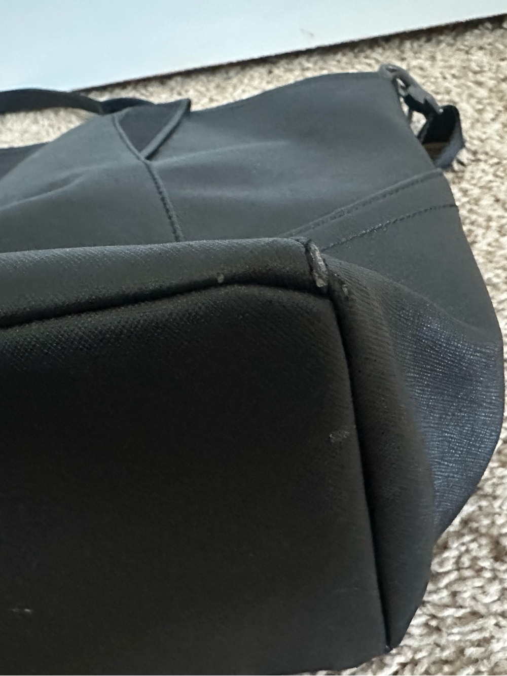 Lululemon All Day Tote Black Crossbody Bag with Strap - Picture 10 of 10